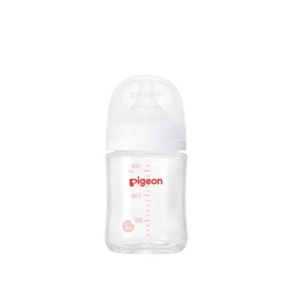 PIGEON Heat-Resistant Glass Feeding Bottle