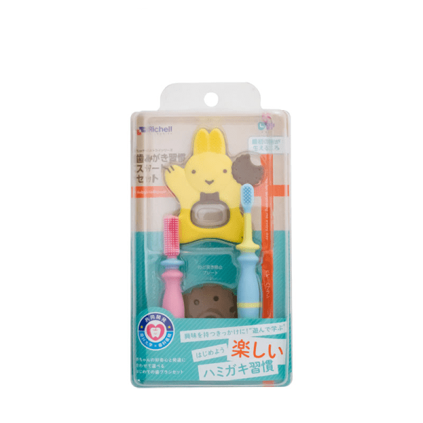 Richell  Soft Bristle Mouth Care Brush Set 3-6-12 months