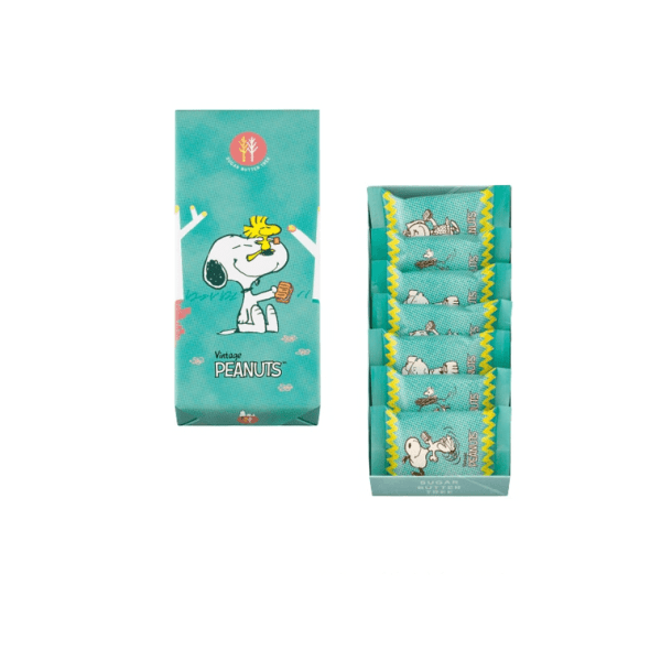 SUGAR BUTTER SAND TREE  Snoopy co-branded sugar cream sandwich cookies 7 pieces
