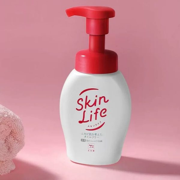 COW BRAND Skin Life Oil-Free Foaming Cleanser 160 mL