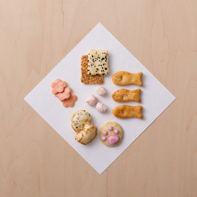 Akasaka Kakiyama Savory Rice Crackers Blue / Pink Cat Gift Box Multiple Options Available - Görsel 6