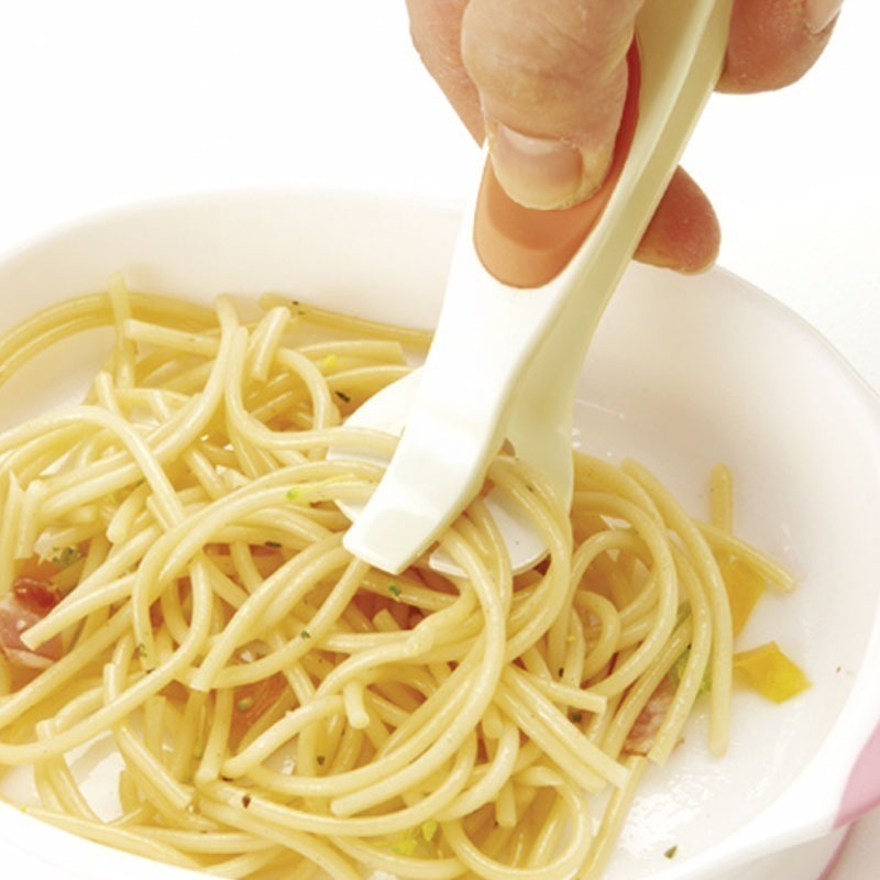 Richell Odekake Lunch-kun Cutting Masher with Case - Bild 4
