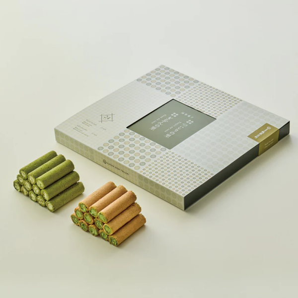 Gion Tsujiri Matcha Filled Egg Roll Double Gift Box (12 from Tsujiri no Sato and 12 from Gion no Sato, total 24 pieces)