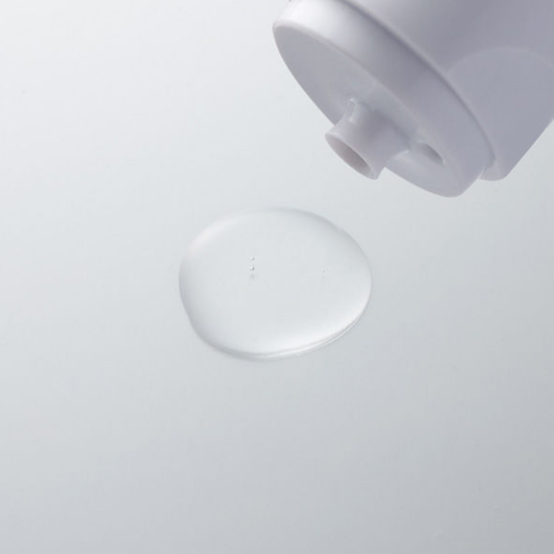 ORBIS Orbis Puff Cleaner 80mL - Image 2