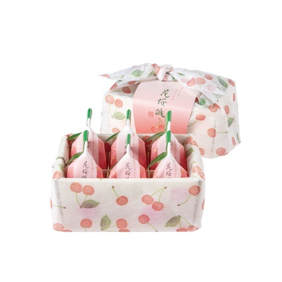Minamoto Kitchoan  Hanazakura Cherry Jelly  Whole Cherry Inside  6 Pieces