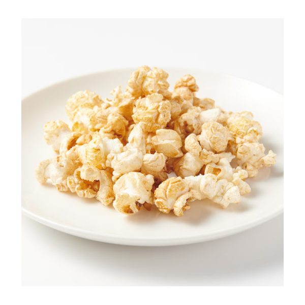 Popcorn with apples and cinnamon