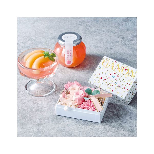 GINZA TOTOKI Mother’s Day Everlasting Flower Gift Box + White Peach Jelly Gift BoxWhite Peach Jelly (146g x 2 cans).